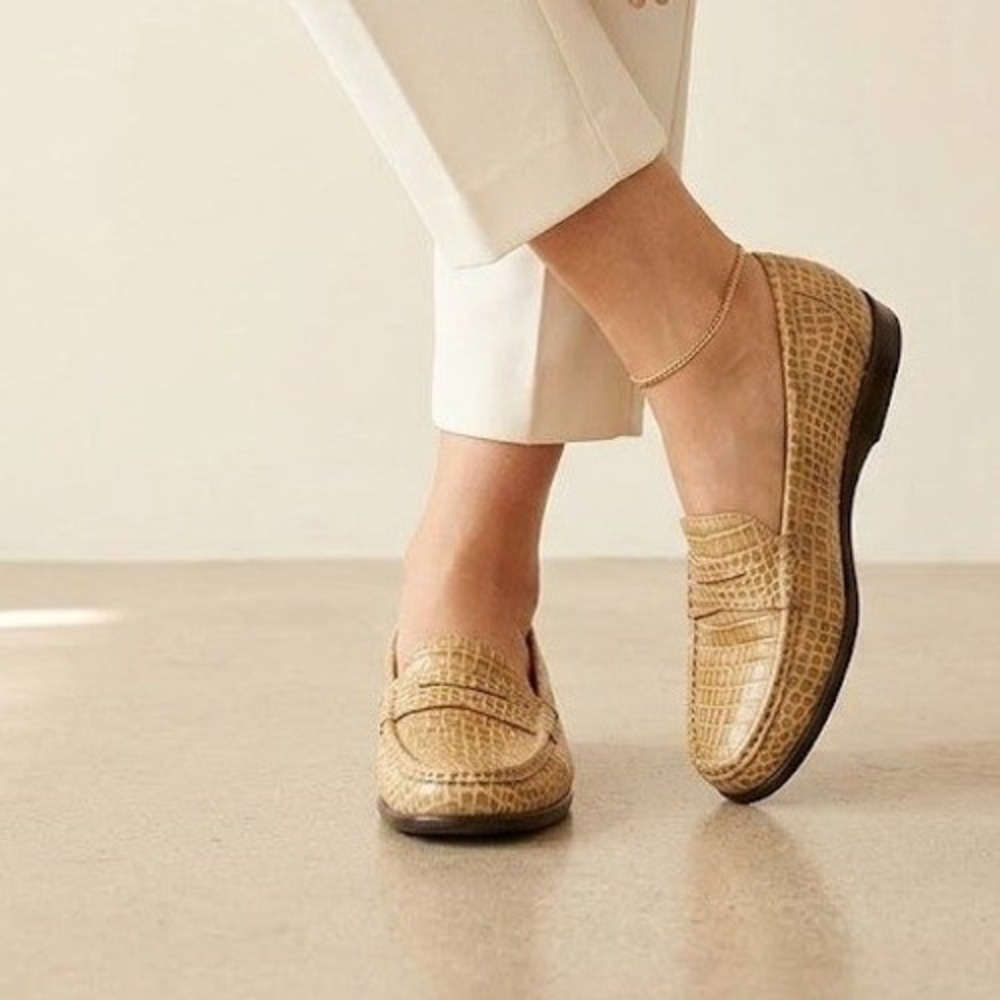 SAS Simplify Loafers 8.5 M Tan Croc-Embossed Leather Made in USA NWOT